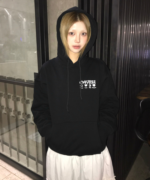 Cavish(カビシ)の「PLUR LOGO HOODIE BLACK(CV2BFUM402A)(パーカー・レディース・ブラック・SMALL/MEDIUM/LARGE)」の2枚目の写真