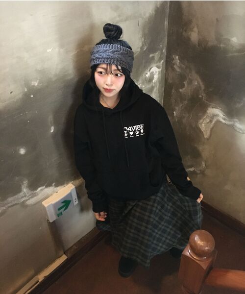 Cavish(カビシ)の「PLUR LOGO HOODIE BLACK(CV2BFUM402A)(パーカー・レディース・ブラック・SMALL/MEDIUM/LARGE)」の21枚目の写真