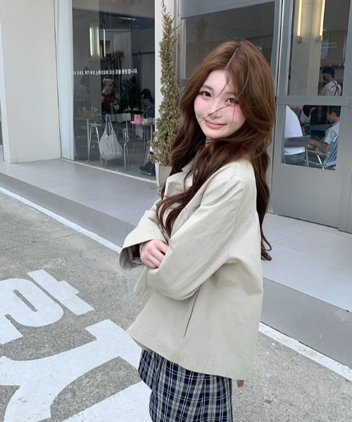 Sibra(シブラ)の「韓国風レトロガーリー ギャザーデザインルーズジャケット/ライトアウター(その他アウター・レディース・ベージュ/ネイビー/ピンク/アイボリー・M)」の12枚目の写真