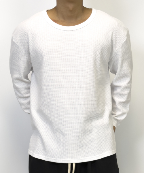 PACIENCIA(パシエンシア)の「ワッフル Uネック オーバーサイズ ロングスリーブ(Tシャツ/カットソー・メンズ・その他・LARGE/X-LARGE/XX-LARGE)」の3枚目の写真