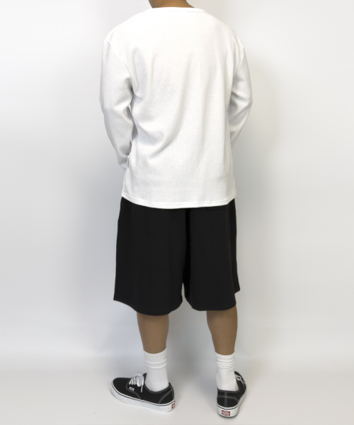 PACIENCIA(パシエンシア)の「ワッフル Uネック オーバーサイズ ロングスリーブ(Tシャツ/カットソー・メンズ・その他・LARGE/X-LARGE/XX-LARGE)」の5枚目の写真