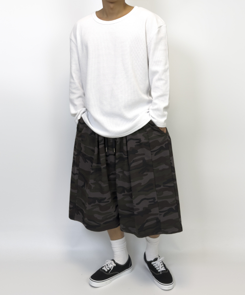 PACIENCIA(パシエンシア)の「ワッフル Uネック オーバーサイズ ロングスリーブ(Tシャツ/カットソー・メンズ・その他・LARGE/X-LARGE/XX-LARGE)」の6枚目の写真