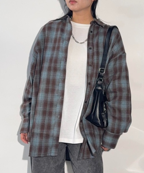 AS KNOW AS plus(アズノゥアズプラス)の「☆ビッグサイズ 3WAYアレンジチェックシャツ(シャツ/ブラウス・レディース・レッド系/ブラック系/ブラウン系/グレー系・FREE)」の4枚目の写真