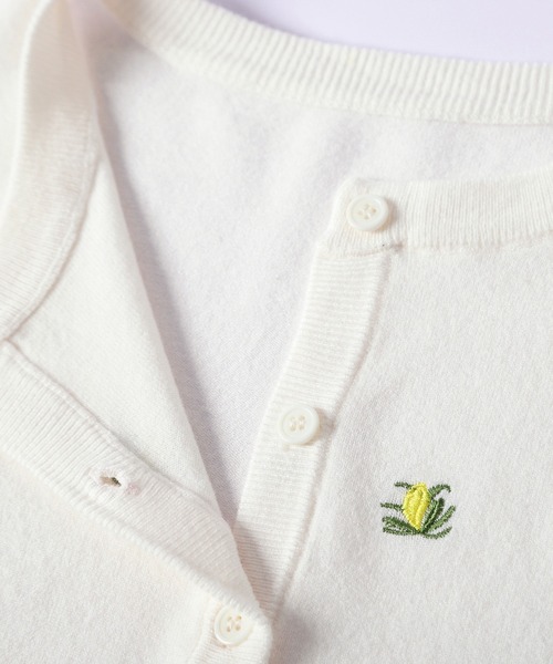 AMELY(エミリー)の「小花柄 刺繍 ニットカーディガン/羽織り/ベーシック(カーディガン/ボレロ・レディース・グレー/ブラック/アイボリー・フリー)」の17枚目の写真