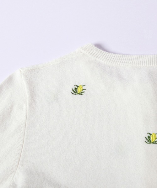 AMELY(エミリー)の「小花柄 刺繍 ニットカーディガン/羽織り/ベーシック(カーディガン/ボレロ・レディース・グレー/ブラック/アイボリー・フリー)」の19枚目の写真