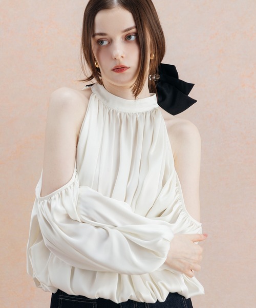 EIMY ISTOIRE(エイミーイストワール)の「DRAPE SATIN BLOUSE(シャツ/ブラウス・レディース・オフホワイト/ブラウン/ブラック・FREE)」の6枚目の写真