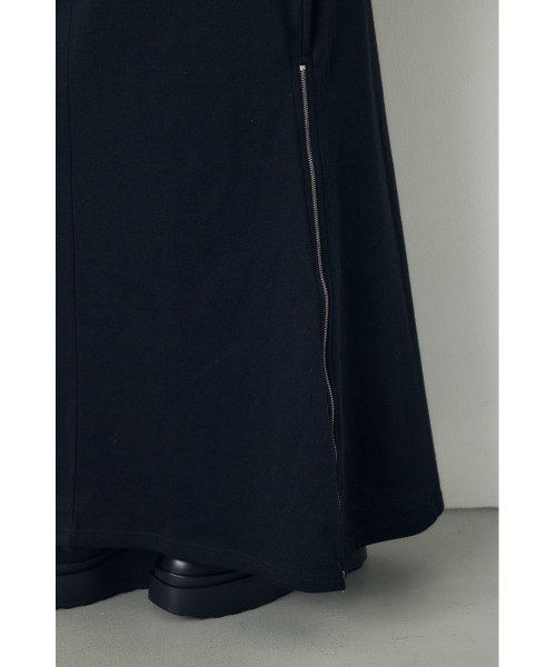 AZUL by moussy(アズールバイマウジー)の「ジップデザイン裏毛ロングスカート 秋服 冬服 春服 スウェットスカート 無地 フレアスカート ウエストゴム(スカート・レディース・ブラック/杢グレー・FREE)」の12枚目の写真