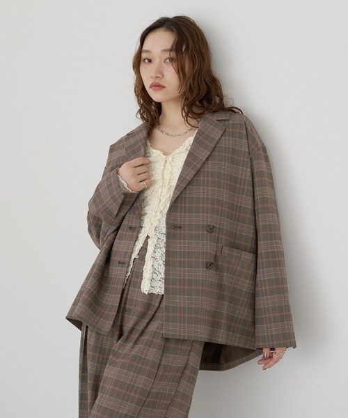 earth music&ecology(アースミュージックアンドエコロジー)の「チェックダブルテーラードジャケット(テーラードジャケット・レディース・ブラウン系その他4/グレー系その他3・FREE)」の1枚目の写真