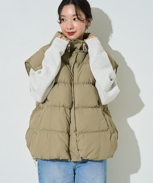 FREAK'S STORE（フリークスストア）の「限定展開　中綿 ボリューム フーディー ベスト（ダウンベスト・レディース・ベージュ/グレー/ブラウン/ブラック・ﾌﾘ-）」の22枚目の写真