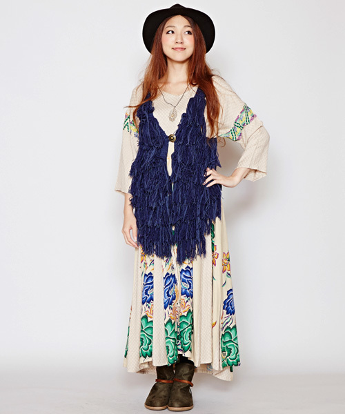 チャイハネ（チャイハネ）の「【チャイハネ】ウール混フリンジショートベスト（ベスト・レディース・ホワイト/ブルー・FREE）」の16枚目の写真