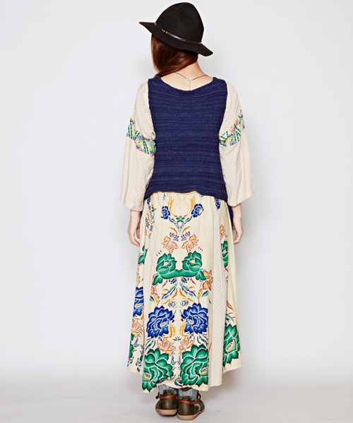 チャイハネ（チャイハネ）の「【チャイハネ】ウール混フリンジショートベスト（ベスト・レディース・ホワイト/ブルー・FREE）」の18枚目の写真