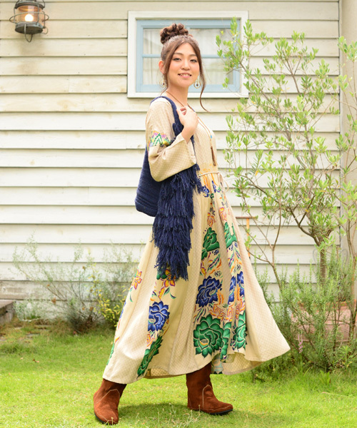 チャイハネ（チャイハネ）の「【チャイハネ】ウール混フリンジショートベスト（ベスト・レディース・ホワイト/ブルー・FREE）」の20枚目の写真