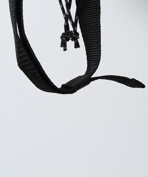 WILD THINGS（ワイルドシングス）の「WILD THINGS(ワイルドシングス)別注タイベックボディバッグ（ボディバッグ/ウエストポーチ・メンズ・ホワイト/ブラック/パープル・FREE）」の9枚目の写真