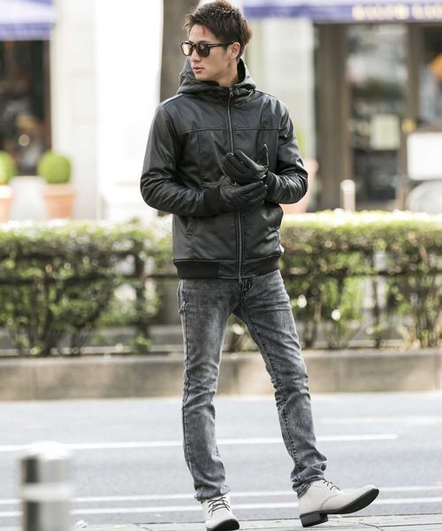 A.S.M(エーエスエム)の「フェイクレザー裏ボアフーデッドブルゾン(ブルゾン・メンズ・ブラック・52/48/50)」の6枚目の写真