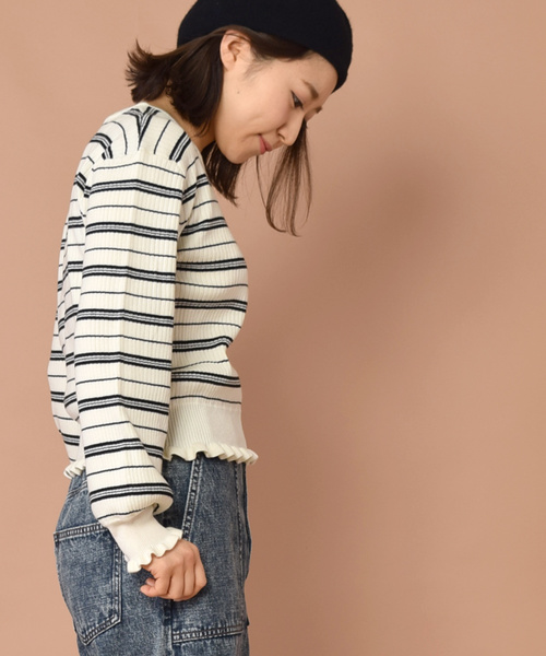 w closet（ダブルクローゼット）の「ワイドリブVネックプルオーバー（ニット/セーター・レディース・ピンク/ホワイト×ブラック/ブラック/ブルー系その他/キナリ・FREE）」の11枚目の写真