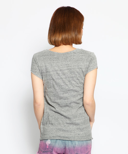 X-girl(エックスガール)の「SANDY SLIM TOP(Tシャツ/カットソー・レディース・アッシュグレー/ピンク/ブルー・1/2)」の5枚目の写真