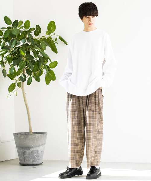 WEGO(ウィゴー)の「WEGO/サイドスリットカラー起毛プルオーバー(スウェット・メンズ・ダークグリーン/ホワイト/ブラック/イエロー/ライトピンク/オレンジ系その他/ブラウン・LARGE/MEDIUM/X-SMALL/SMALL)」の11枚目の写真