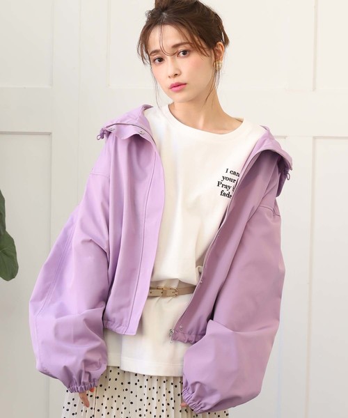 one after another NICE CLAUP（ワンアフターアナザーナイスクラップ）の「ボリューム袖マウンテンパーカー（マウンテンパーカー・レディース・ブラック/ベージュ/パープル/アイボリー・FREE）」の4枚目の写真