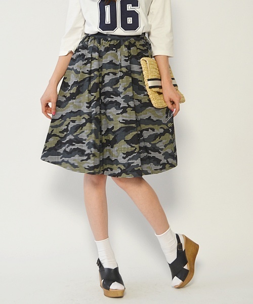 Khaju（カージュ）の「Khaju:カモチェックスカート□（スカート・レディース・ブラック/ブルー系その他/ブルー・ONE SIZE）」の2枚目の写真