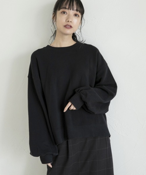 LOWRYS FARM（ローリーズファーム）の「キモウストレッチウラケプルオーバー　858657（スウェット・レディース・ブラック/パープル/アイボリー/ブラウン・FREE）」の2枚目の写真