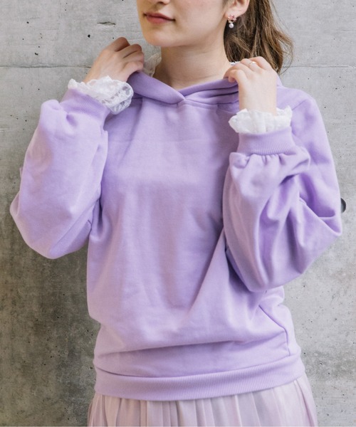 Mysa&Liina(ミーサリーナ)の「ミニ裏毛取外レース付きパーカー(パーカー・レディース・キナリ/ブラック/オフホワイト/ラベンダー/杢グレー・M)」の5枚目の写真