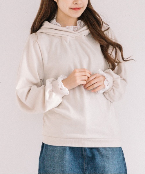 Mysa&Liina(ミーサリーナ)の「ミニ裏毛取外レース付きパーカー(パーカー・レディース・キナリ/ブラック/オフホワイト/ラベンダー/杢グレー・M)」の4枚目の写真