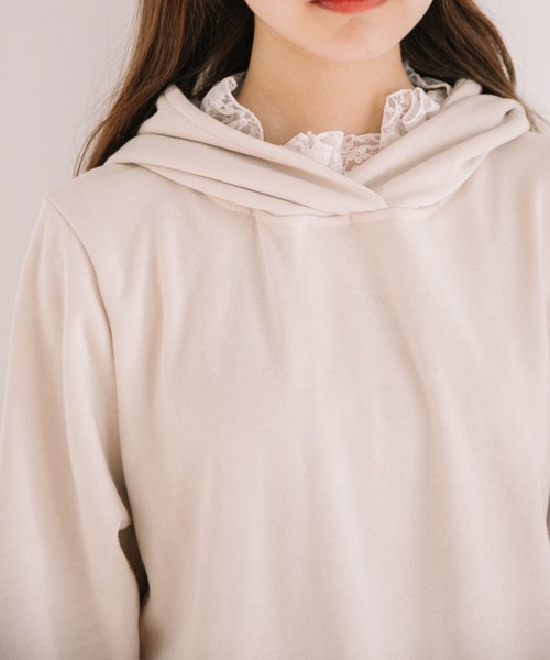 Mysa&Liina(ミーサリーナ)の「ミニ裏毛取外レース付きパーカー(パーカー・レディース・キナリ/ブラック/オフホワイト/ラベンダー/杢グレー・M)」の9枚目の写真