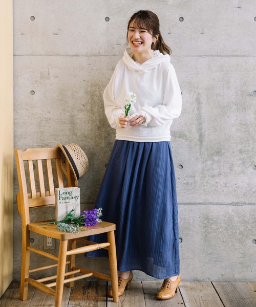 Mysa&Liina(ミーサリーナ)の「ミニ裏毛取外レース付きパーカー(パーカー・レディース・キナリ/ブラック/オフホワイト/ラベンダー/杢グレー・M)」の17枚目の写真