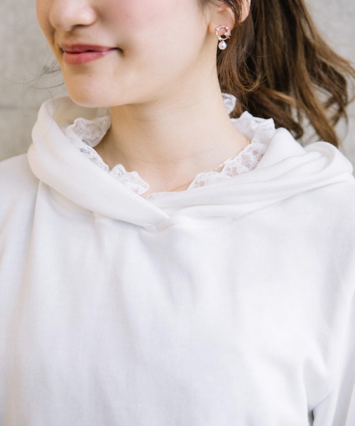 Mysa&Liina(ミーサリーナ)の「ミニ裏毛取外レース付きパーカー(パーカー・レディース・キナリ/ブラック/オフホワイト/ラベンダー/杢グレー・M)」の15枚目の写真