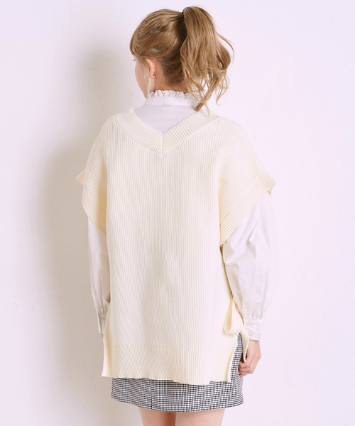 one after another NICE CLAUP（ワンアフターアナザーナイスクラップ）の「サイドリボンニットベスト（ニット/セーター・レディース・アイボリー/ベージュ/グレイッシュベージュ・FREE）」の18枚目の写真