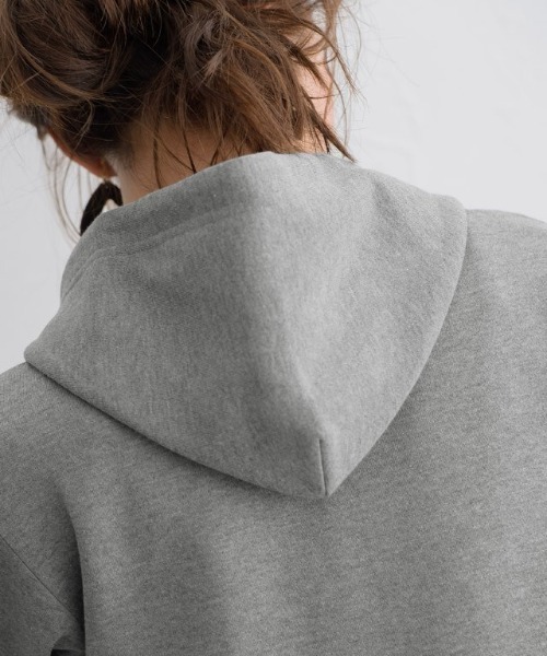 Pierrot（ピエロ）の「ボンディングバックフレアパーカー（パーカー・レディース・ブラック/アイボリー/ダークグレー/ベージュ/ネイビー/杢グレー/グレー系その他/カーキ/ミント・M/L/S）」の12枚目の写真