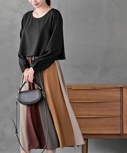 rps（アールピーエス）の「カラフルパッチワークドッキングワンピース（ワンピース・レディース・ブラック/ネイビー/オフホワイト/ダークグリーン/ブラック系その他2/ホワイト系その他2/ボルドー/パープル/ブラック系その他3/ライトグレー/ダークネイビー・M/フリー）」の5枚目の写真