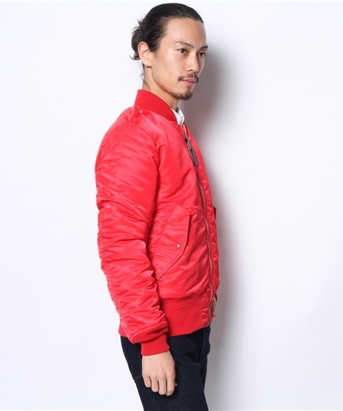 And A(アンドエー)の「MA-1 TIGHT (ALPHA)(ブルゾン・メンズ・ブラック/グリーン/レッド・MEDIUM/SMALL/LARGE)」の5枚目の写真