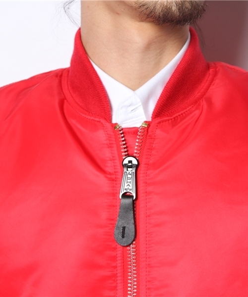 And A(アンドエー)の「MA-1 TIGHT (ALPHA)(ブルゾン・メンズ・ブラック/グリーン/レッド・MEDIUM/SMALL/LARGE)」の8枚目の写真