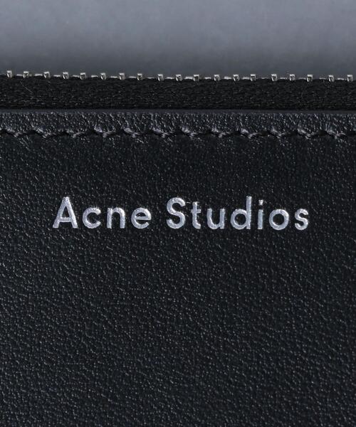 Acne Studios（アクネストゥディオズ）の「＜Acne Studios（アクネ ストゥディオズ）＞ジップ カードケース ■■■（カードケース・レディース・ブラック/ダークブラウン・FREE）」の5枚目の写真