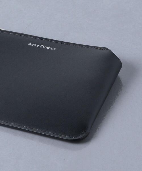 Acne Studios（アクネストゥディオズ）の「＜Acne Studios（アクネ ストゥディオズ）＞ジップ カードケース ■■■（カードケース・レディース・ブラック/ダークブラウン・FREE）」の6枚目の写真