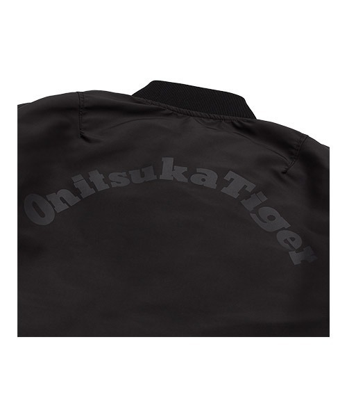 Onitsuka Tiger(オニツカタイガー)の「BOMBER JACKET(テーラードジャケット・レディース・レッド/ブラック/ベージュ・M/XL/XS/L/S)」の7枚目の写真