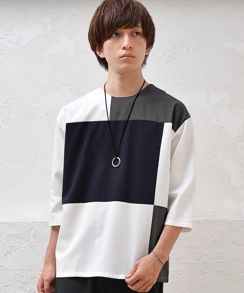 MinoriTY（マイノリティ）の「メンズT/R切替8分袖プルオーバーシャツ（シャツ/ブラウス・メンズ・ベージュ/チャコール/ネイビー・M/L）」の3枚目の写真