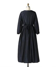 Drawer（ドゥロワー）の「Drawer タフタVネックワンピース（ワンピース