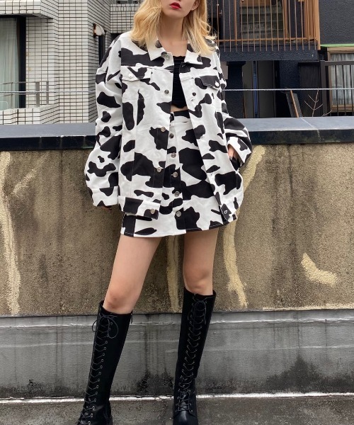 WC（ダブル シー）の「WC/ボタン牛柄スカート（スカート・レディース・ブラック/ブラウン・FREE）」の7枚目の写真