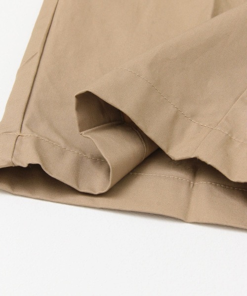ITEMS URBANRESEARCH（アイテムズ アーバンリサーチ）の「綿ツイル センタープレス ワイドパンツ（その他パンツ・メンズ・カーキ/ベージュ/ブラック・MEDIUM/LARGE）」の22枚目の写真