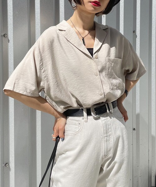 PAGEBOY（ページボーイ）の「【WEB限定アイテム】BIGカイキンシャツSS（シャツ/ブラウス・レディース・ブラック/ダークブラウン/ベージュ/カーキ・FREE）」の3枚目の写真