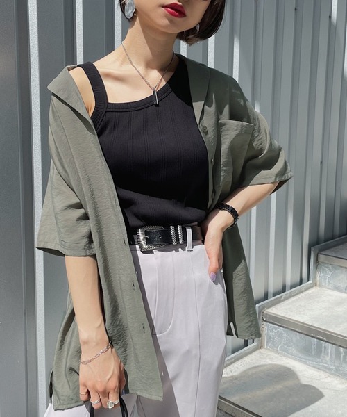 PAGEBOY（ページボーイ）の「【WEB限定アイテム】BIGカイキンシャツSS（シャツ/ブラウス・レディース・ブラック/ダークブラウン/ベージュ/カーキ・FREE）」の4枚目の写真