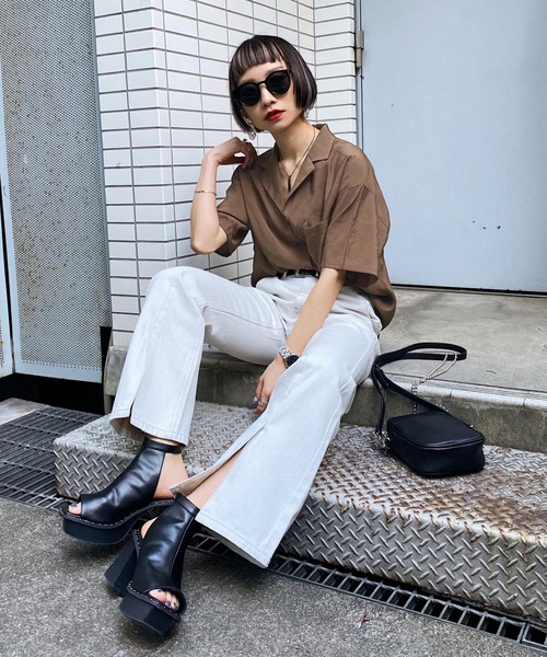 PAGEBOY（ページボーイ）の「【WEB限定アイテム】BIGカイキンシャツSS（シャツ/ブラウス・レディース・ブラック/ダークブラウン/ベージュ/カーキ・FREE）」の11枚目の写真