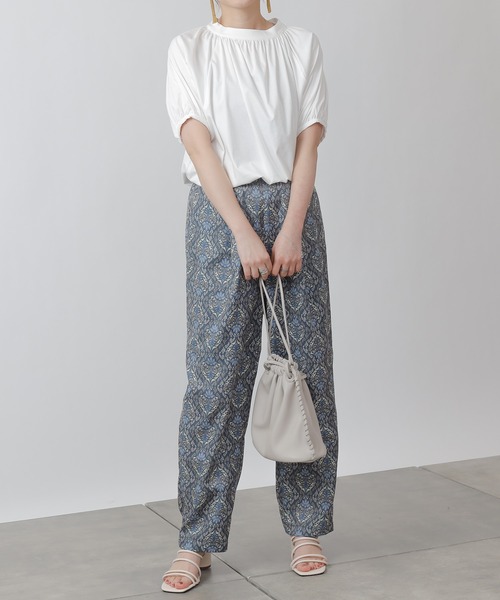 COLONY 2139（コロニートゥーワンスリーナイン）の「シルキースムースボリューム袖トップス（Tシャツ/カットソー・レディース・オフホワイト/ブラック/グリーン系その他・MEDIUM/SMALL）」の10枚目の写真