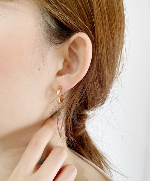 Alite cloth（アリーテクロス）の「パール入りデザインフープピアスセット（ピアス（両耳用）・レディース・シルバー/ゴールド・FREE）」の3枚目の写真