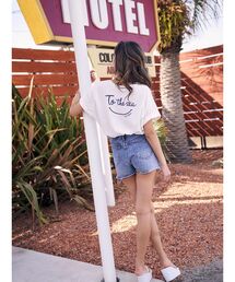 To the sea（トゥーザシー）の「バックスマイルTシャツ（Tシャツ