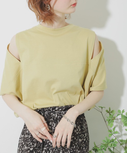 SENSE OF PLACE by URBAN RESEARCH（センスオブプレイスバイアーバンリサーチ）の「スリットスリーブTシャツ（Tシャツ/カットソー・レディース・イエロー/ブラック/オフホワイト・ONE）」の3枚目の写真