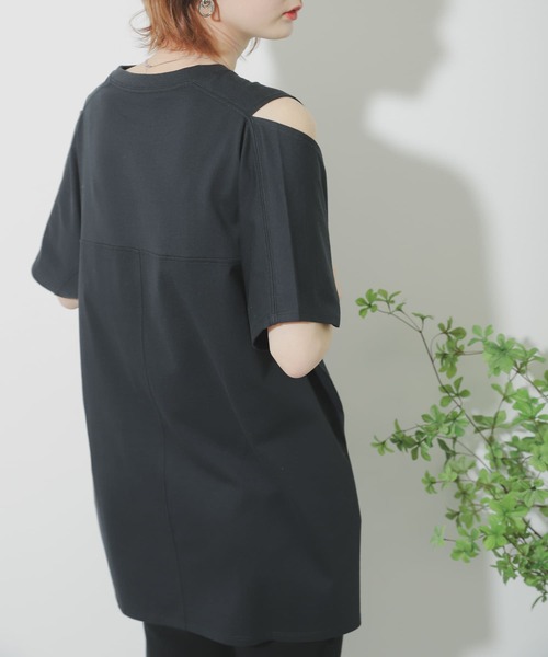 SENSE OF PLACE by URBAN RESEARCH（センスオブプレイスバイアーバンリサーチ）の「スリットスリーブTシャツ（Tシャツ/カットソー・レディース・イエロー/ブラック/オフホワイト・ONE）」の2枚目の写真