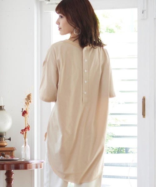 MATCH&more（マッチアンドモア）の「バックヘンリーＴシャツ（Tシャツ/カットソー・レディース・ホワイト/ブラック/ベージュ/グレー/カーキ/ミント・FREE）」の4枚目の写真